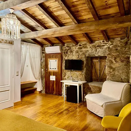 Quinta Do Nobre مزرعة للإقامة *