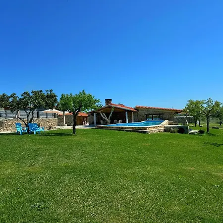 مزرعة للإقامة Quinta Do Nobre *